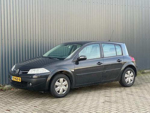 Renault MEGANE 1.6 16V Business Line, Auto's, Renault, Bedrijf, Mégane, Benzine, Euro 4, C, Hatchback, Handgeschakeld, Zwart, Gebruikt