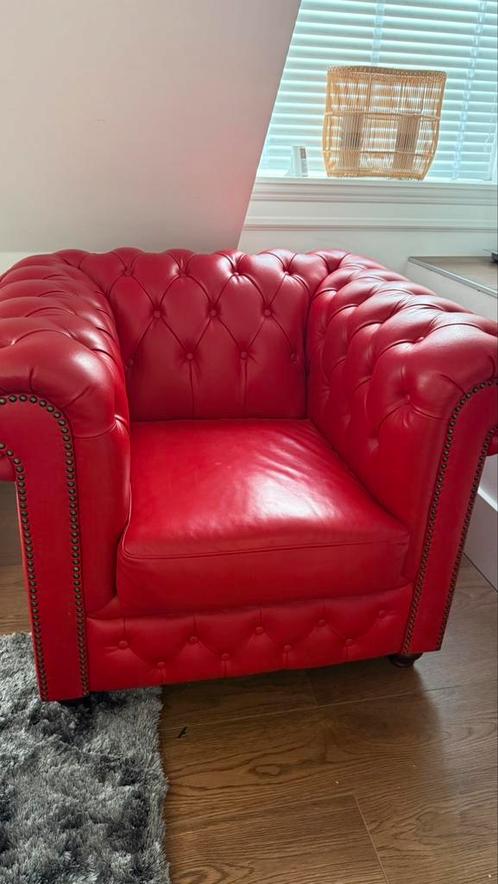 Originele Chesterfield Fauteuil – Rood Echt Leer – Als Nieuw, Huis en Inrichting, Fauteuils, Zo goed als nieuw, Leer, 75 tot 100 cm