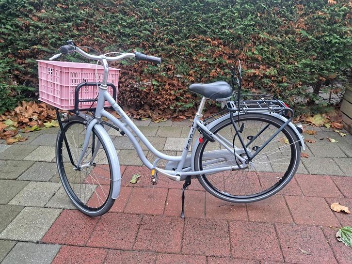 Leuke meisjes/ damesfiets.  In goede staat!, Fietsen en Brommers, Fietsen | Dames | Damesfietsen, Gebruikt, Overige merken, Versnellingen