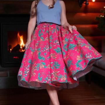 Handgemaakte kerstrok hergebruik hulst mistletoe  mt 32-44 beschikbaar voor biedingen