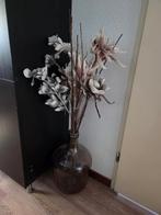 Mooie kunstbloemen met glazen vaas, Ophalen, Zo goed als nieuw