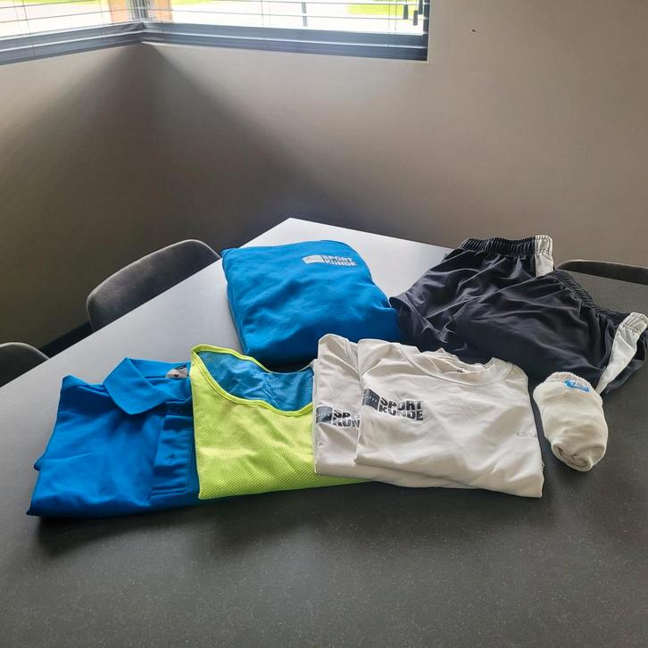 Sportkleding Opleiding Sportkunde - Diverse Maten, Kleding | Heren, Sportkleding, Zo goed als nieuw, Voetbal, Blauw, Ophalen of Verzenden