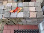 Steentjes van 10 bij 10 cm., Tuin en Terras, Tegels en Klinkers, Ophalen, Beton, Klinkers