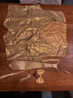 Carnaval - gouden gilet, strik, stropdas, Ophalen, Carnaval, Maat 56/58 (XL), Zo goed als nieuw