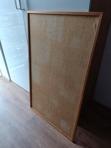Prikbord 100cm x60cm beschikbaar voor biedingen