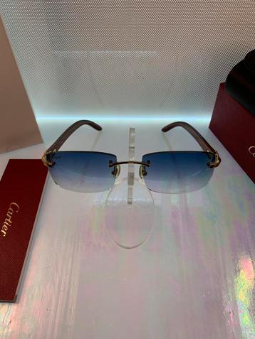 Cartier C decor woody met nieuwe ramen beschikbaar voor biedingen