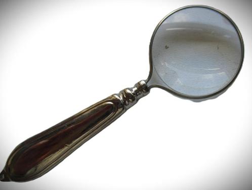 Loep~vergrootglas~Zilver kleur~ca 10 cm x 3 cm~Antiek stijl, Hobby en Vrije tijd, Vergrootglazen, Loepen en Loeplampen, Zo goed als nieuw