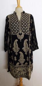 Mooi Oosters zwart/goud met borduursels bewerkt jurkje! M, Kleding | Dames, Jurken, Maat 38/40 (M), Verzenden, Zwart, Zo goed als nieuw