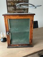 Vintage Kaas Kastje, Antiek en Kunst, Antiek | Meubels | Kasten, Ophalen of Verzenden