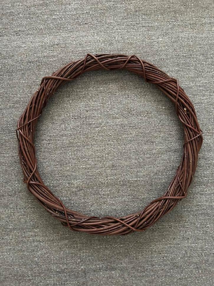 Krans wilgentenen Ø60 cm, Huis en Inrichting, Woonaccessoires | Kransen, Nieuw, Ophalen