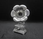 zilveren miniatuur grammofoon, Ophalen, Zilver