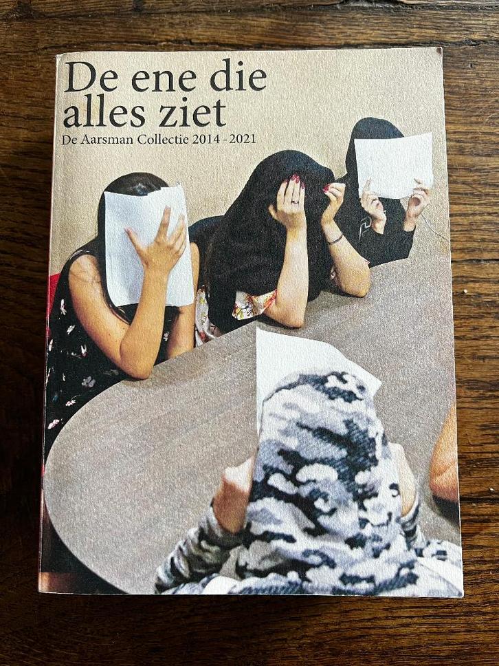De ene die alles ziet. De Aarsman collectie, Boeken, Film, Tv en Media, Zo goed als nieuw, Ophalen of Verzenden