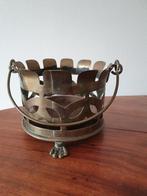 Koperen bloempot, Ophalen