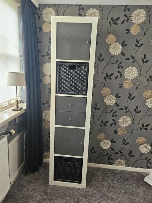 Ikea Kallax vakkenkast incl. deurtjes, lades en manden, Huis en Inrichting, Kasten | Overige, Gebruikt, Ophalen