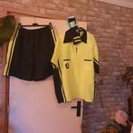 Als nieuw scheidsrechters set maat 56, Ophalen of Verzenden, Zo goed als nieuw, Maat 56/58 (XL)