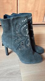 Leren groenen hak laarsjes maat 40 nieuw, Lola Cruz, Nieuw, Ophalen of Verzenden, Schoenen met hoge hakken
