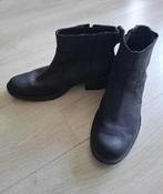 Schoenen- Zwart - Maat 40/40.5 - Timberland, Zwart, Lage of Enkellaarzen, Ophalen of Verzenden, Zo goed als nieuw
