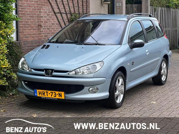 Peugeot 206 SW 1.6-16V Griffe Youngtimer/Automaat/Lage km, Auto's, Peugeot, Bedrijf, Te koop, ABS, Airbags, Airconditioning, Boordcomputer