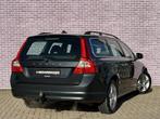 Volvo V70 2.0T Momentum | Trekhaak | Stoelverwarming | Dakra, Voorwielaandrijving, Euro 5, 4 cilinders, Navigatiesysteem