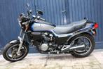 Honda VF700 Sabre, Motoren, 700 cc, Cardan-aandrijving, 4 cilinders, Motorrijbewijs A
