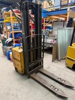 Stapelaar Atlet / elektrische heftruck, Ophalen, Gebruikt