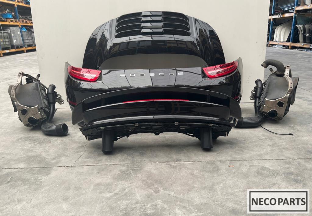 PORSCHE 991 TURBO S ACHTERBUMPER COMPLEET ALLES LEVERBAAR!!!, Gebruikt, -, Porsche, Ophalen of Verzenden