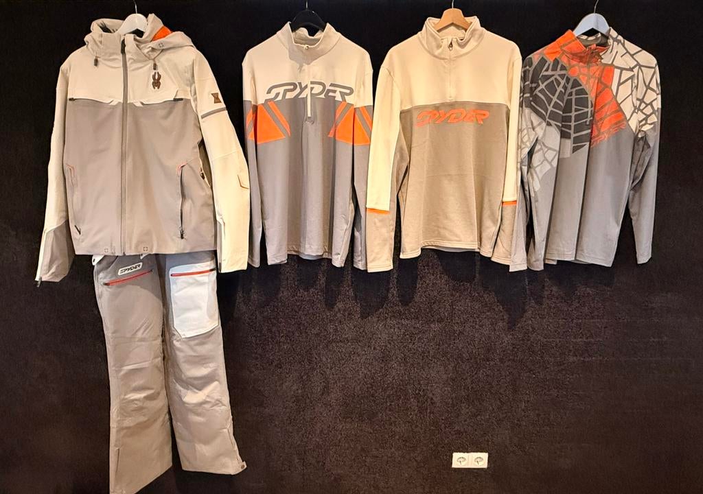 Spyder ski outfit!, Overige merken, 160 tot 180 cm, Ophalen of Verzenden, Zo goed als nieuw
