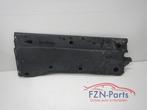 VW Tiguan Bodemplaat Rechts, Ophalen of Verzenden, Gebruikt