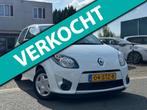Renault Twingo 1.2-16V Authentique, Twingo, Gebruikt, 4 cilinders, 4 stoelen