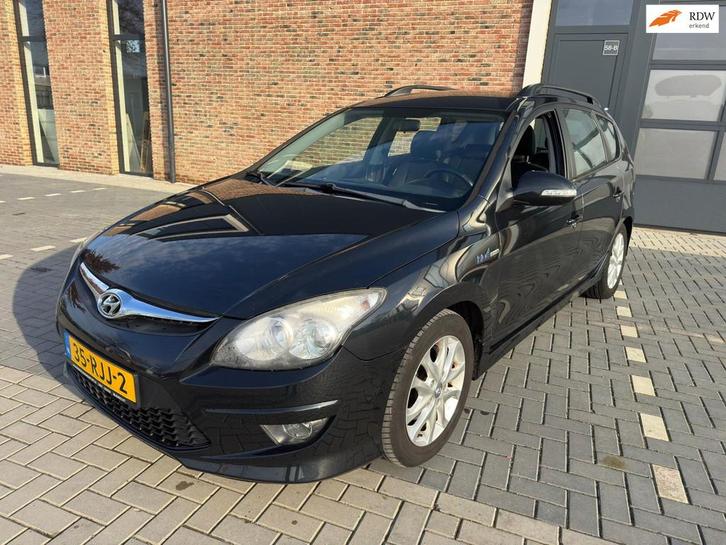 Hyundai I30 CW 1.4i i-Motion, Auto's, Hyundai, Bedrijf, Te koop, i30, ABS, Airbags, Airconditioning, Boordcomputer, Centrale vergrendeling
