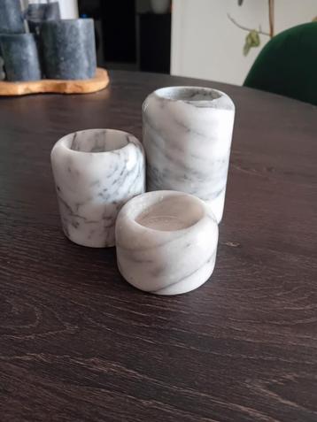 Set van 3 marmeren waxinelichthouders vintage beschikbaar voor biedingen