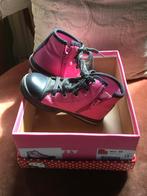 Nieuwe stoere Hello Kitty gympen, Ophalen of Verzenden, Nieuw, Meisje, Schoenen