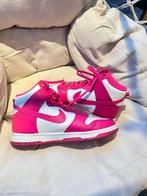 Nike Dunk High WMNS “Pink Prime” – maat 41 – als nieuw, Kleding | Dames, Schoenen, Nike, Ophalen of Verzenden, Roze, Sneakers of Gympen