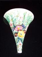 Oud wandvaasje van H. BEQUET QUAREGNON, Ophalen of Verzenden