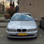 BMW 5-Serie I AUT ( Zilver ) Sedan., Auto's, BMW, Origineel Nederlands, Te koop, Zilver of Grijs, 5 stoelen