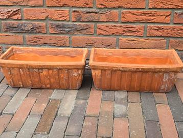 2 echte antieke Italiaanse 35 cm terracotta bloembakken €25 beschikbaar voor biedingen