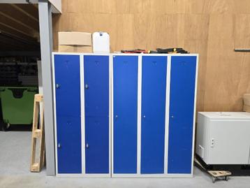 Lockers te koop beschikbaar voor biedingen