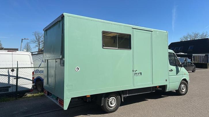 Meubelbak afkomstig uit mercedes sprinter, Auto-onderdelen, Carrosserie en Plaatwerk, Deur, Voor, Ophalen of Verzenden