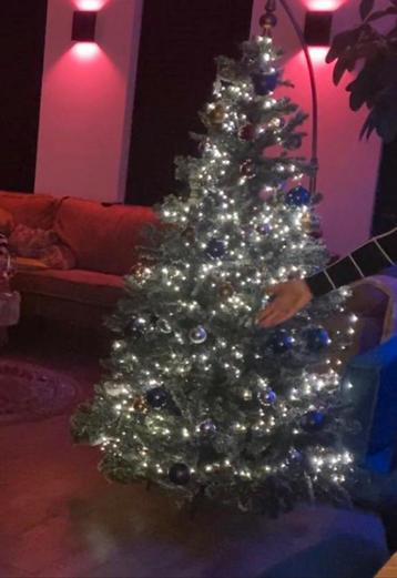 Mooie kunst kerboom 185 cm beschikbaar voor biedingen