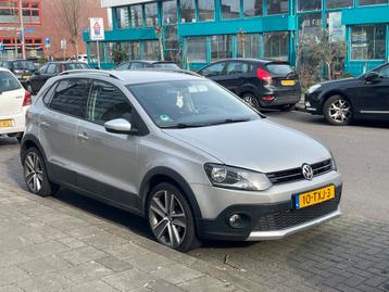 Volkswagen Polo 1.2 TSI 77KW DSG 2012 Beige beschikbaar voor biedingen