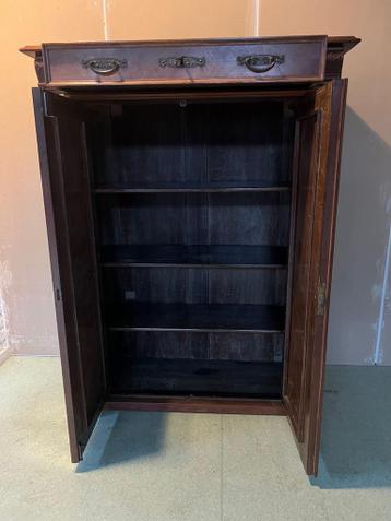 Antieke kast, 128x96x49 cm - afbeelding 2