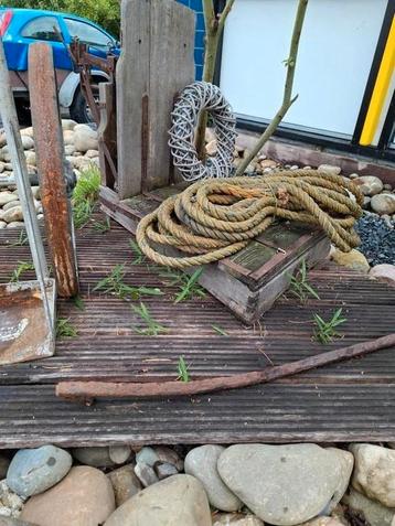 Orginele vintage bascule voor het afwegen van producten beschikbaar voor biedingen
