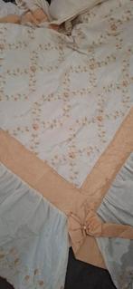 Vintage Sprei met Bloemen & Strik + Kussens, Huis en Inrichting, Slaapkamer | Beddengoed, Gebruikt, Beige, Tweepersoons, Ophalen of Verzenden