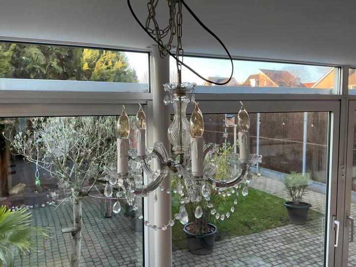 Kroonluchter 5 armig , gezellig en sfeervol, Huis en Inrichting, Lampen | Kroonluchters, Glas, Kunststof, Metaal, Ophalen