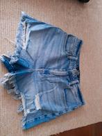 Hollister Denim Short W27, Blauw, Ophalen of Verzenden, Zo goed als nieuw, W27 (confectie 34) of kleiner