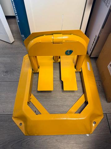 Parkeerbeugel / Parkeerplaatsvergrendeling Nieuw! beschikbaar voor biedingen