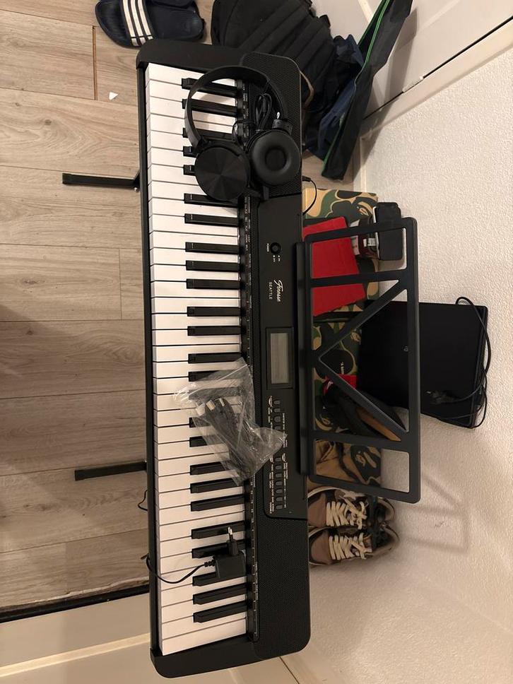 Finesse Seattle Keyboard - Zo goed als nieuw!, Muziek en Instrumenten, Keyboards, Zo goed als nieuw, 61 toetsen, Overige merken