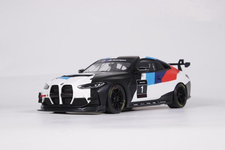 OttoMobile 1:18 BMW M4 GT4, no 1 Presentation Season 2022, Hobby en Vrije tijd, Modelauto's | 1:18, Nieuw, Auto, OttOMobile, Ophalen of Verzenden