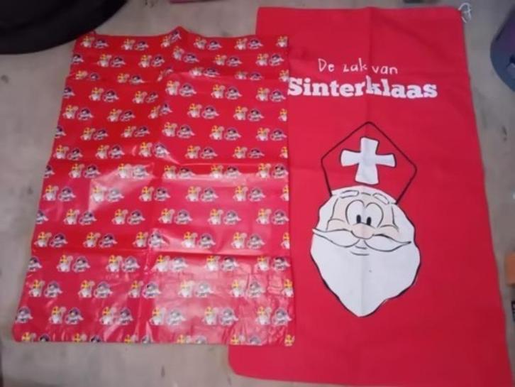 de zak van sinterklaas zwarte piet vlag dvd's cd's boeken, Diversen, Sinterklaas, Gebruikt, Ophalen