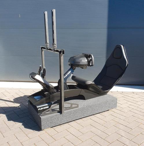 Playseat F1 / Thrustmaster F1 Bundel, Spelcomputers en Games, Games | Sony PlayStation 5, Refurbished, Ophalen